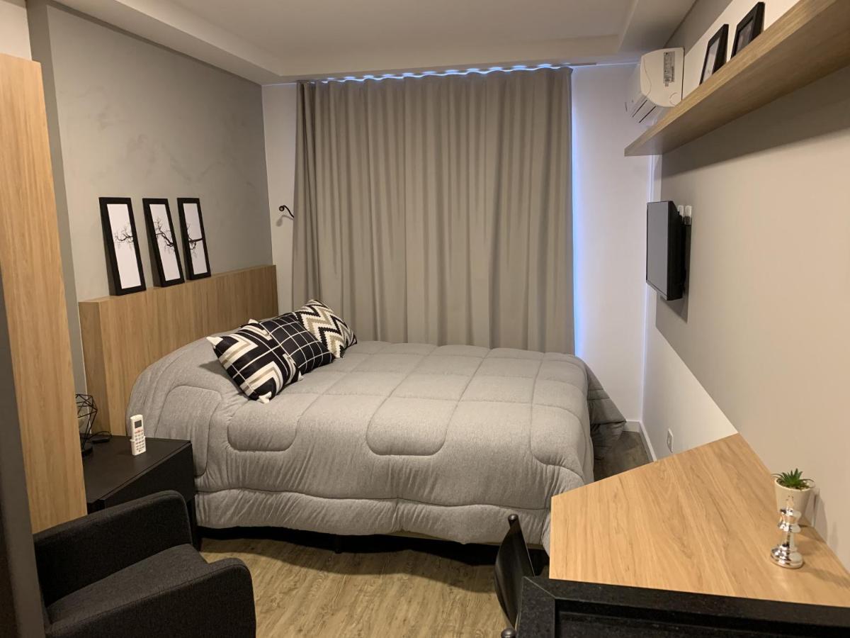 Apartamento Studio Luxo Casal - - Ayn009