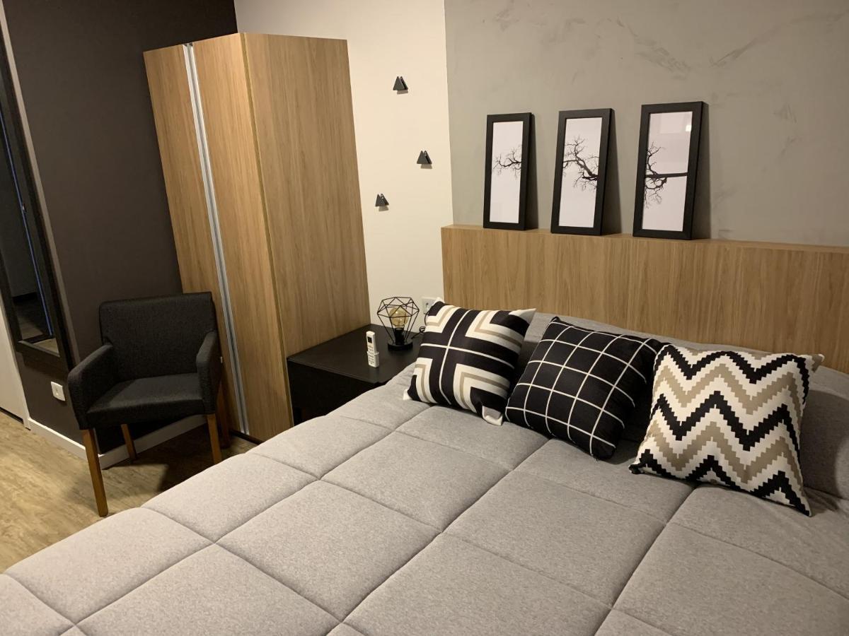 Apartamento Studio Luxo Casal - - Ayn009 Curitiba