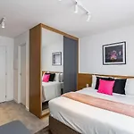 Housi Brickell One - Hbo0402