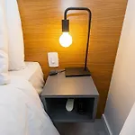 Housi Brickell One - Hbo0402