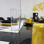 Moderno Apartamento No Centro De Curitiba