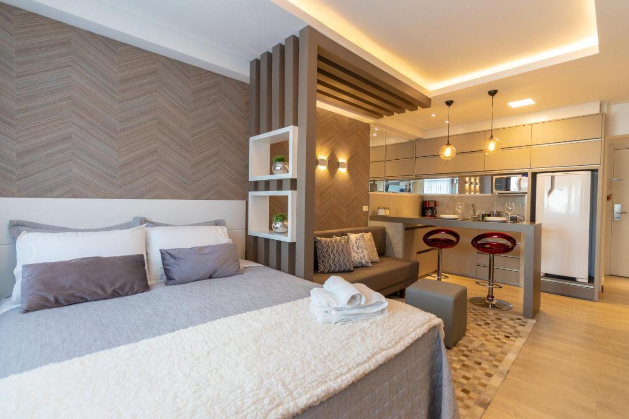 Apartamento Luxuoso Apto Batel Em Frente Ao Shopping - Piscina, Sauna E Academia *