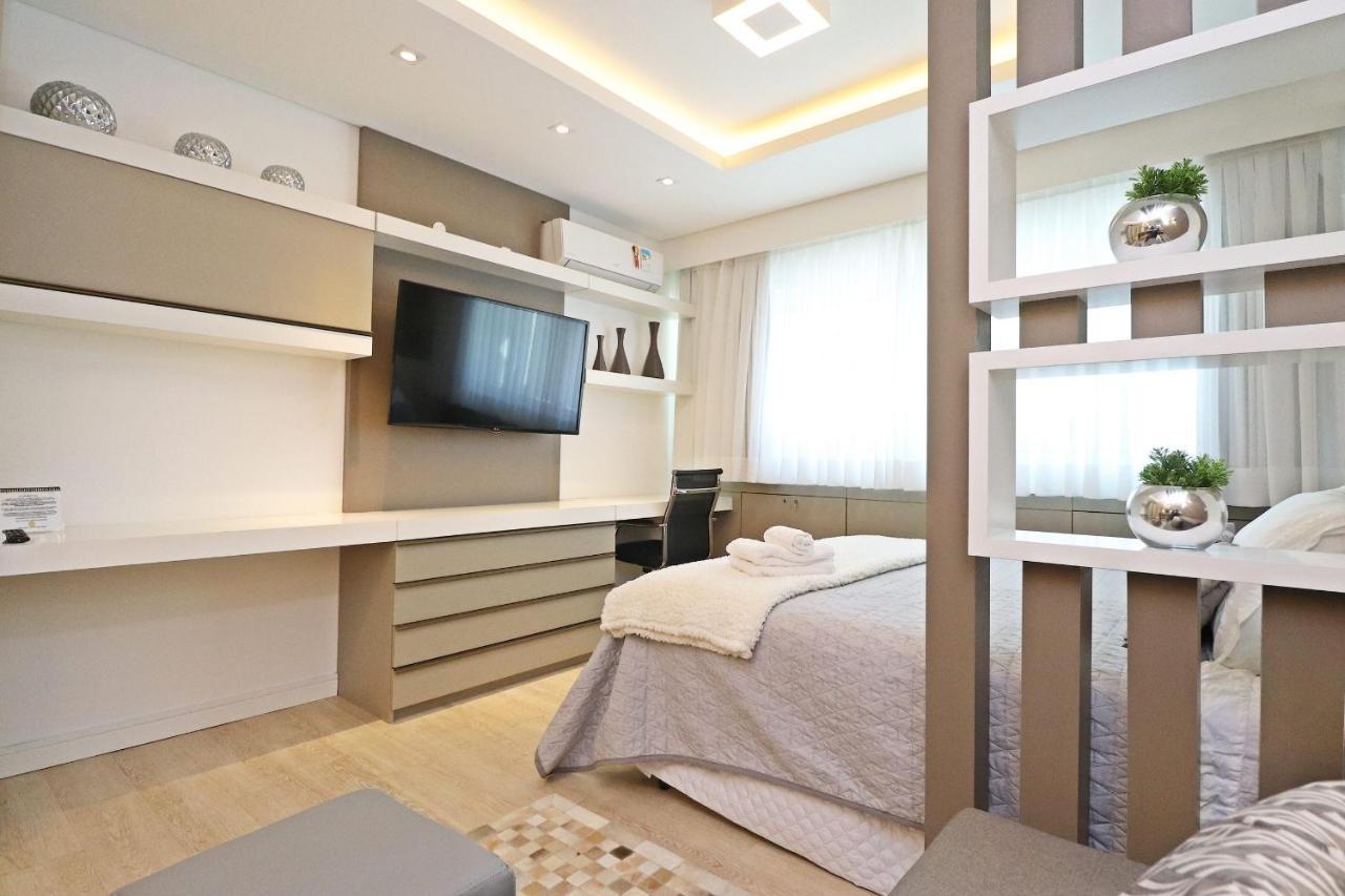 Luxuoso Apto Batel Em Frente Ao Shopping - Piscina, Sauna E Academia Apartamento *