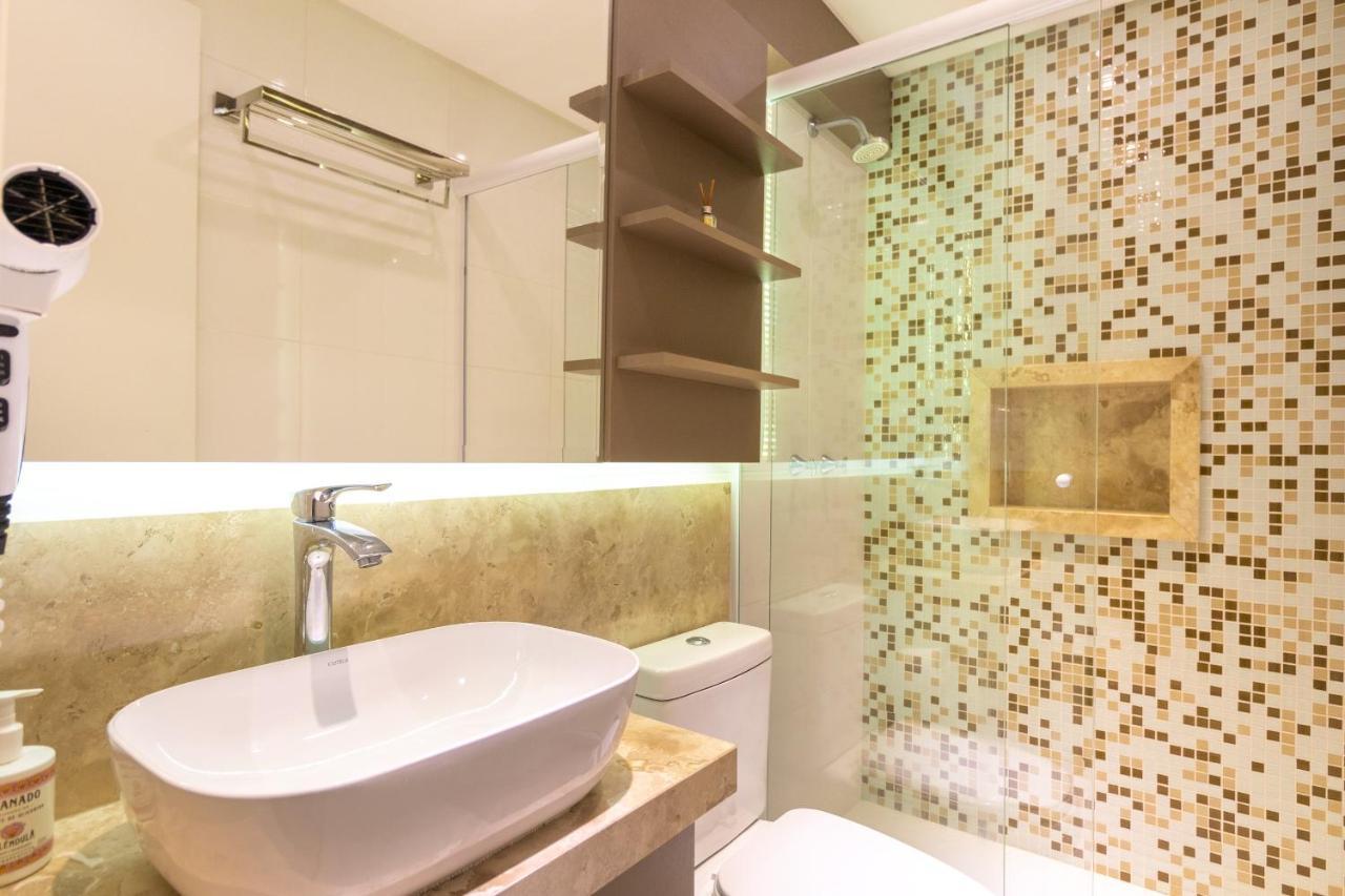 Apartamento Luxuoso Apto Batel Em Frente Ao Shopping - Piscina, Sauna E Academia