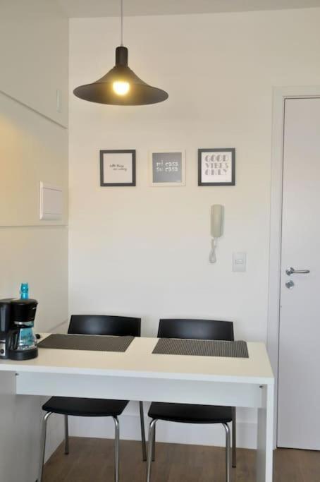 Apartment Encantador: Charming Furnished Flat In Reboucas Curitiba