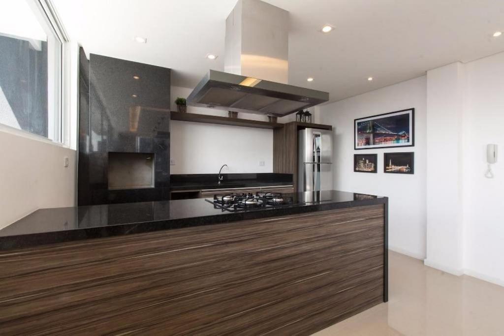 Apartment Encantador: Charming Furnished Flat In Reboucas *