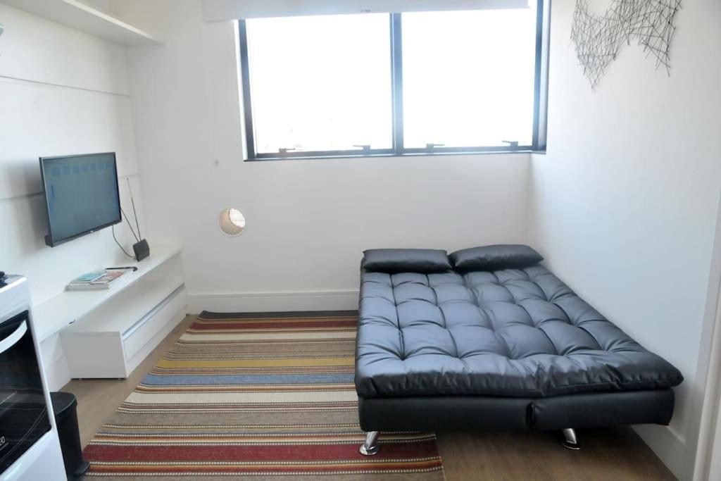 Apartment Encantador: Charming Furnished Flat In Reboucas *