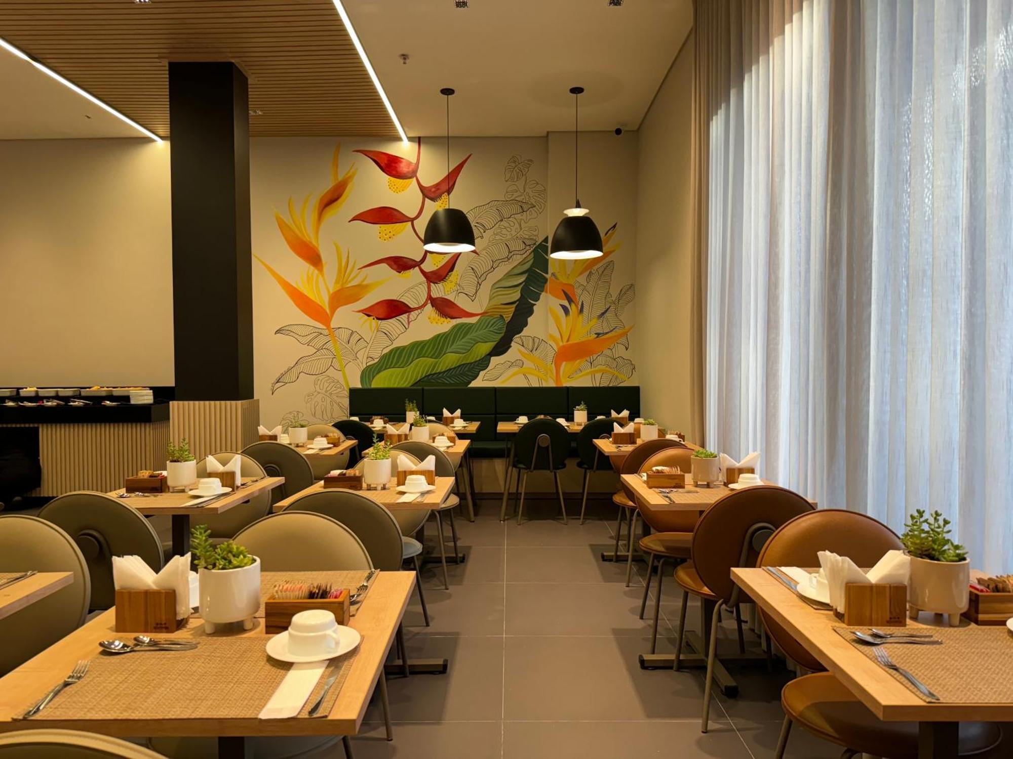 Hotel Roochelle Convention By Nobile Curitiba