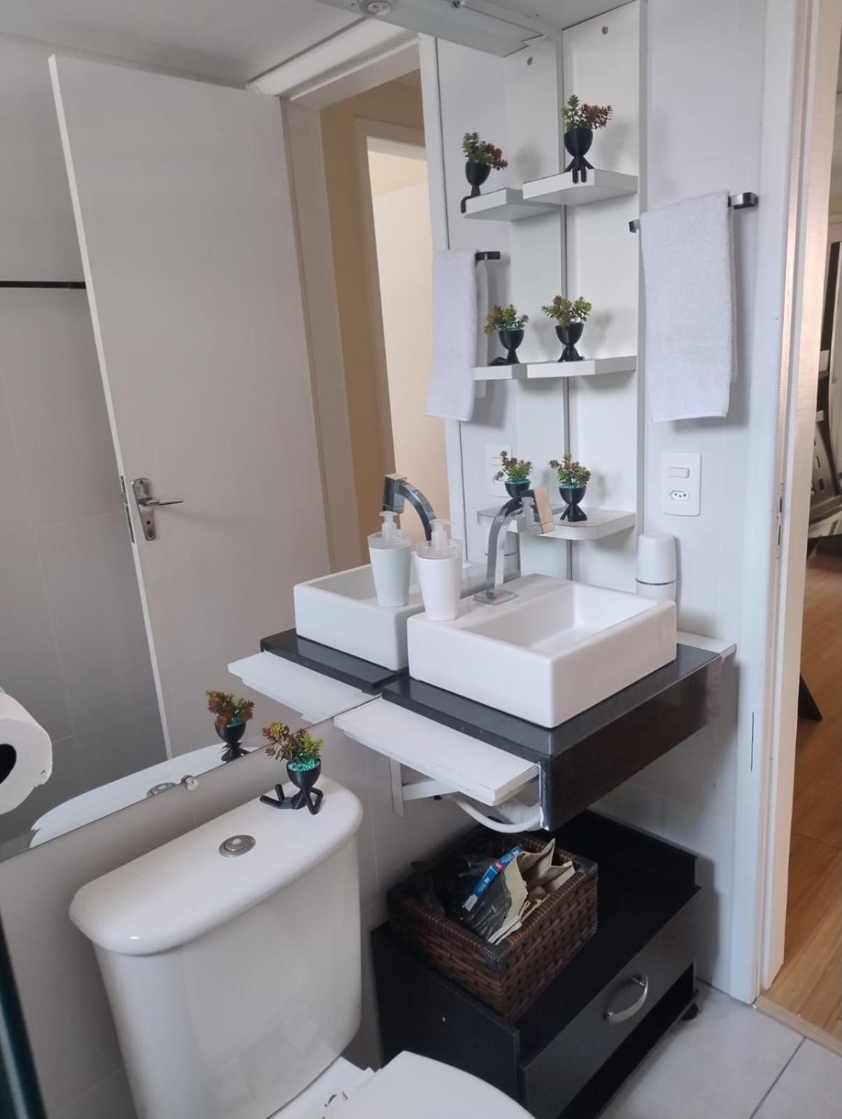 Apto Bem Localizado Em Apartment *
