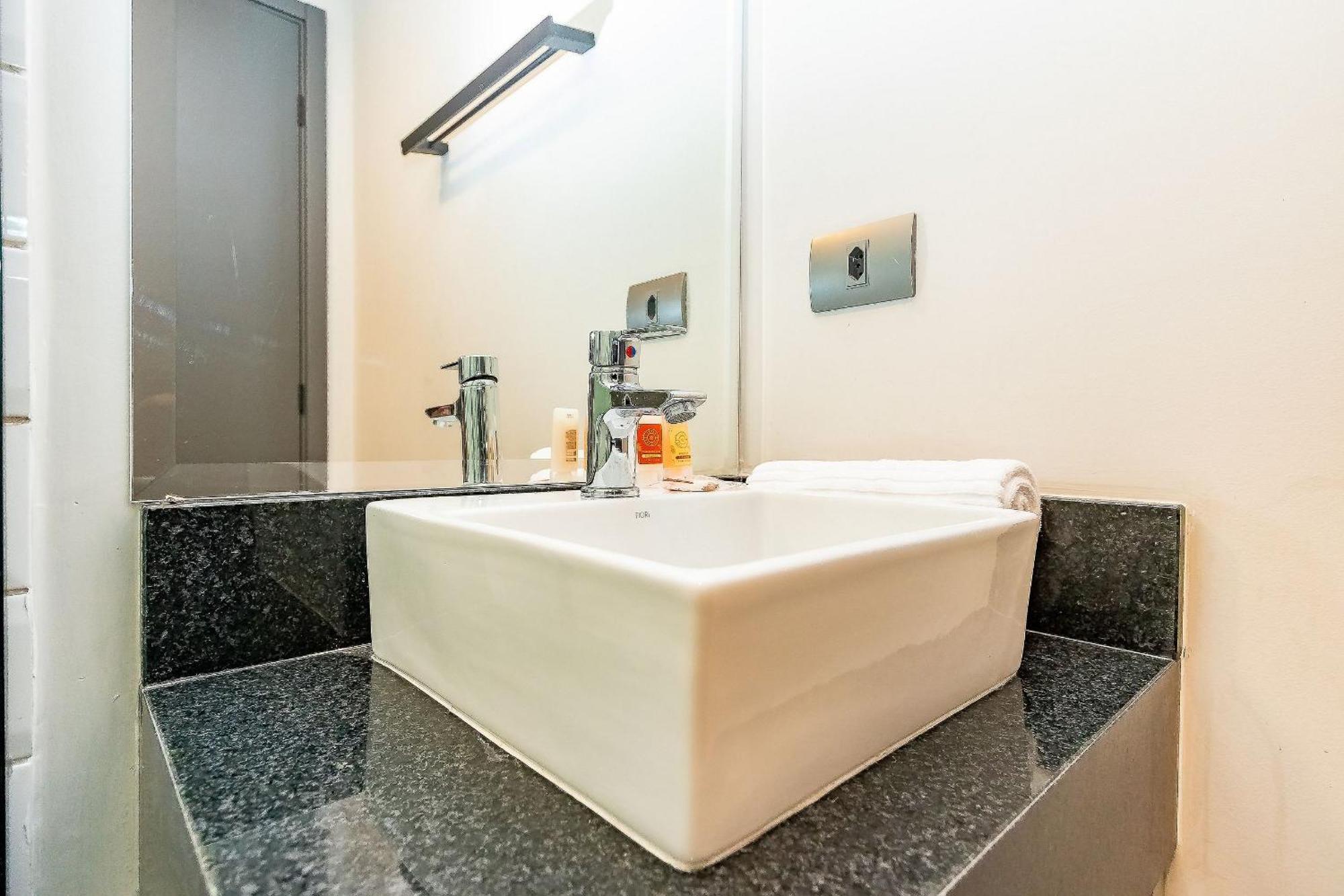 Apartamento Vibe - Estudio Com Armario - 2 Pessoas - Vib1708 Curitiba