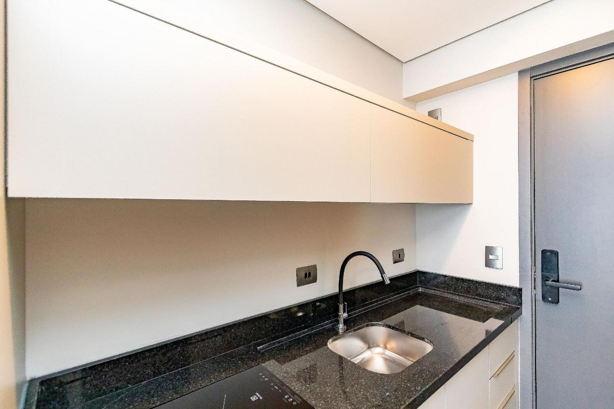 Apartamento Vibe - Estudio Com Armario - 2 Pessoas - Vib1708 Curitiba
