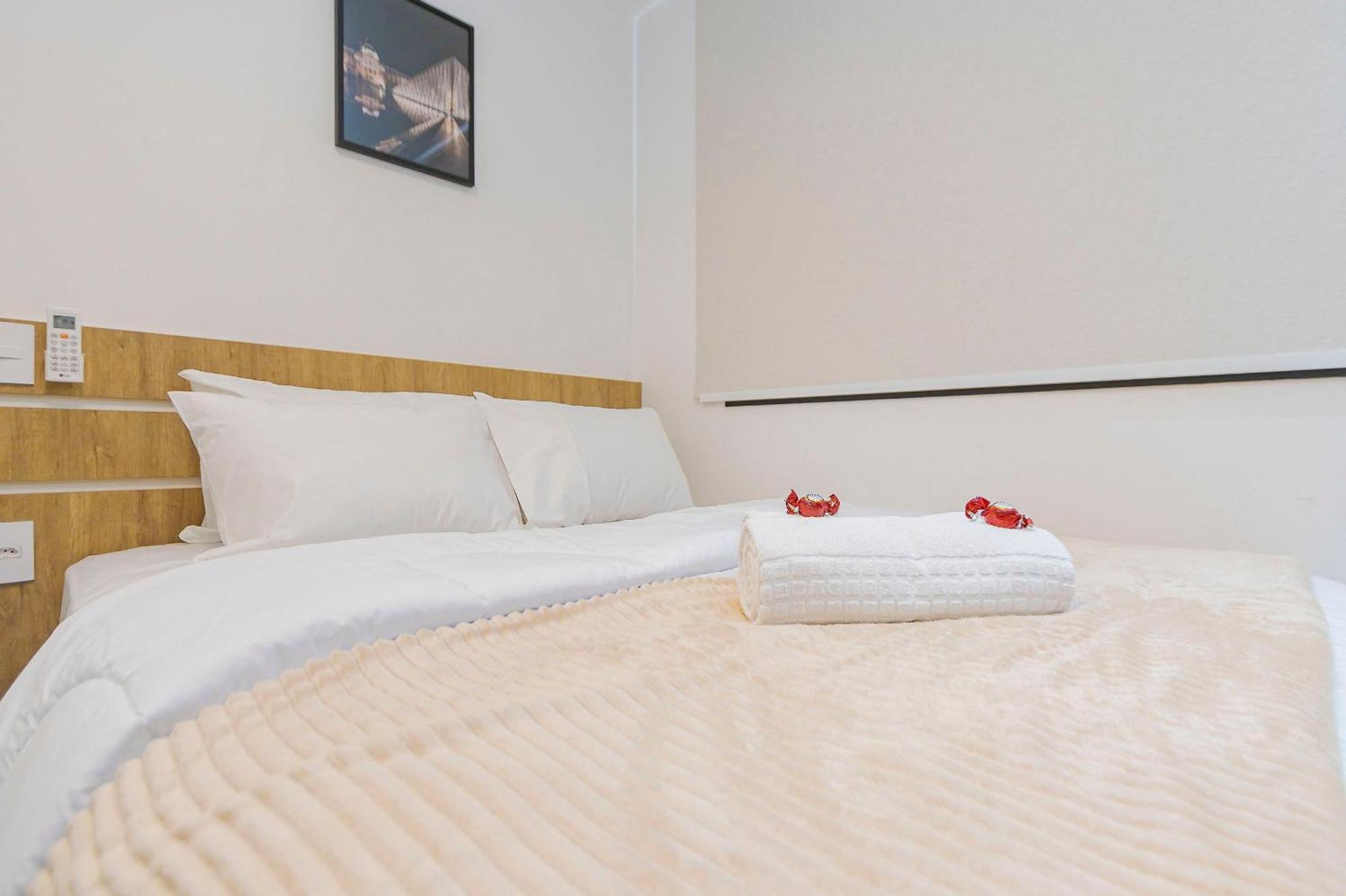 Apartamento De 1 Com Vaga - New1005 *