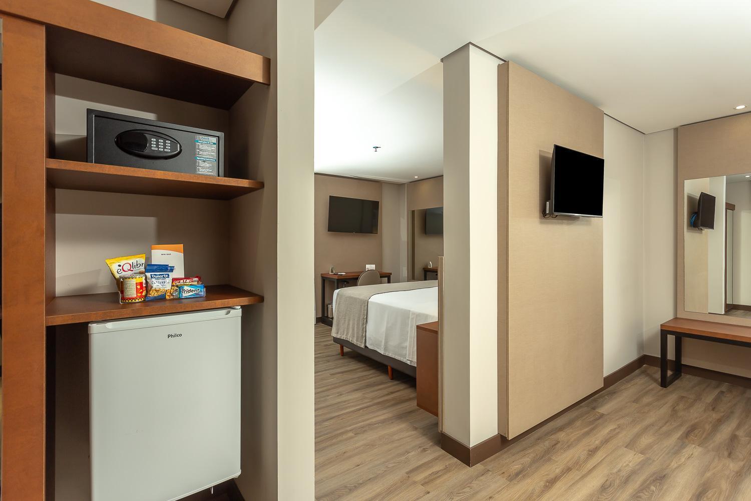 Roochelle Convention By Nobile Hotel