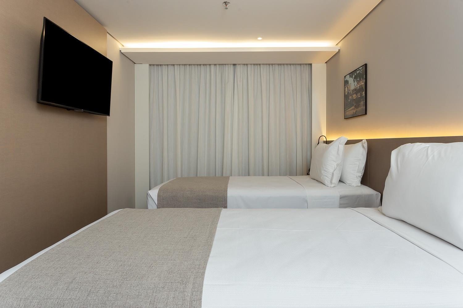 Roochelle Convention By Nobile Hotel