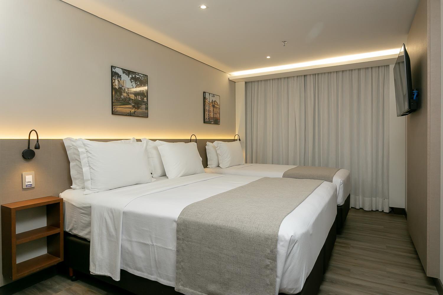 Roochelle Convention By Nobile Hotel