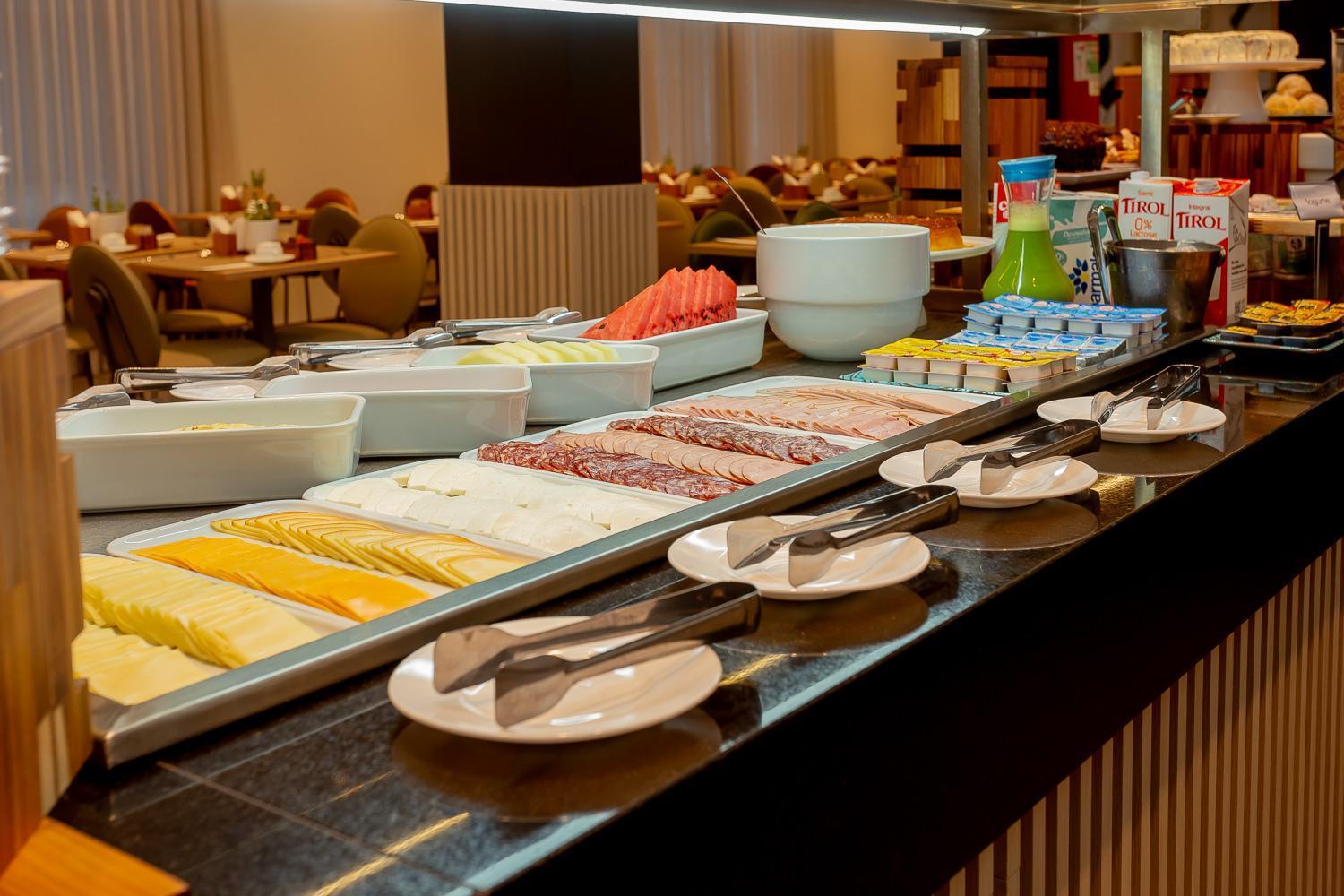 Roochelle Convention By Nobile Hotel Curitiba