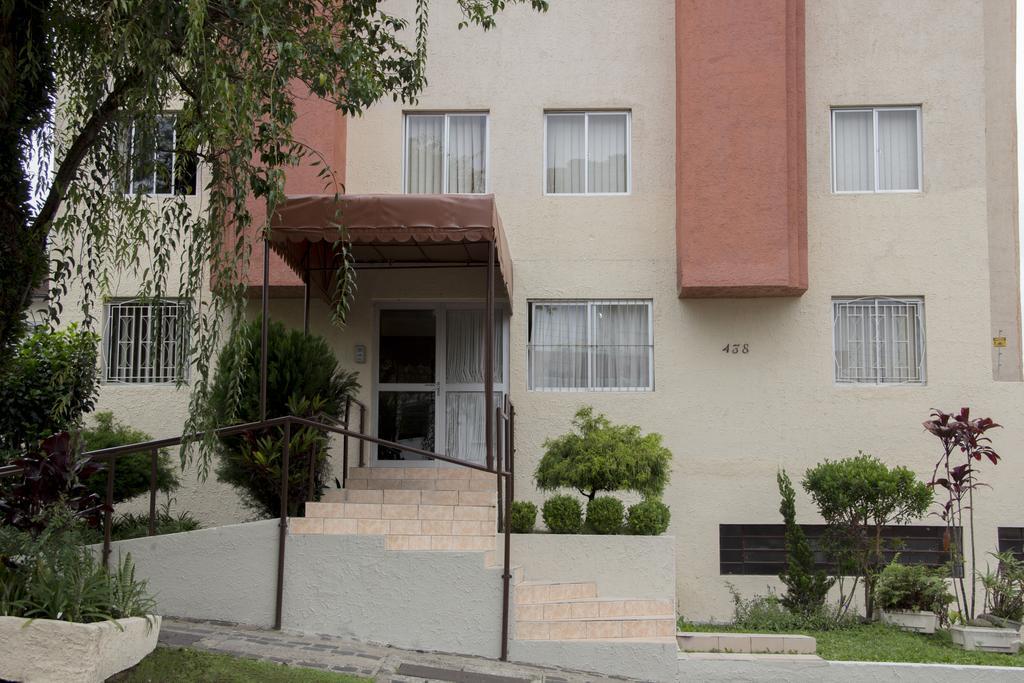 Residencial Vanessa Guest house
