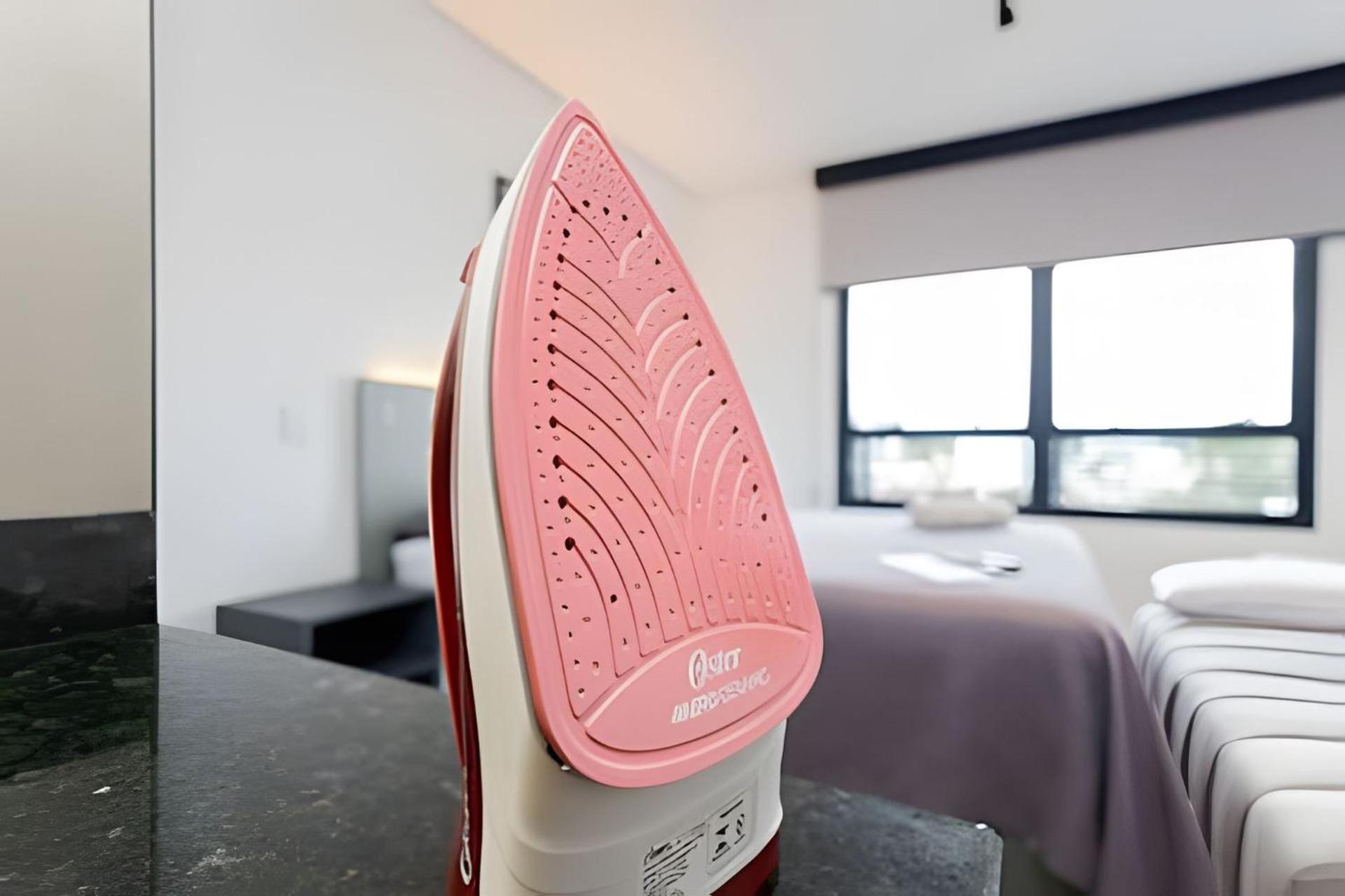 Apartamento Espaco Moderno, Wi-fi, A/c, Do Lado Da Rodoviaria