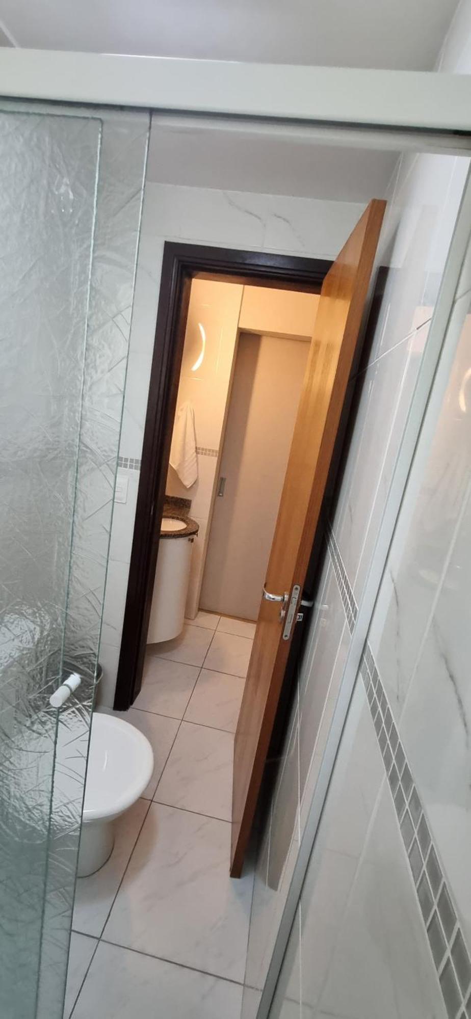 Bairro Nobre E Apartamento Curitiba