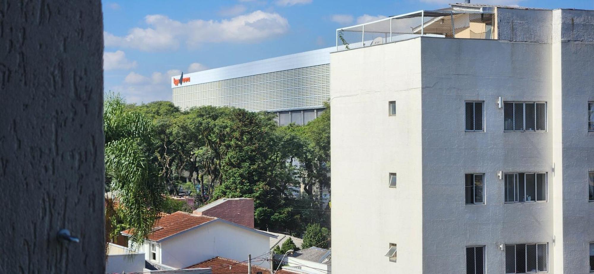 Bairro Nobre E Curitiba