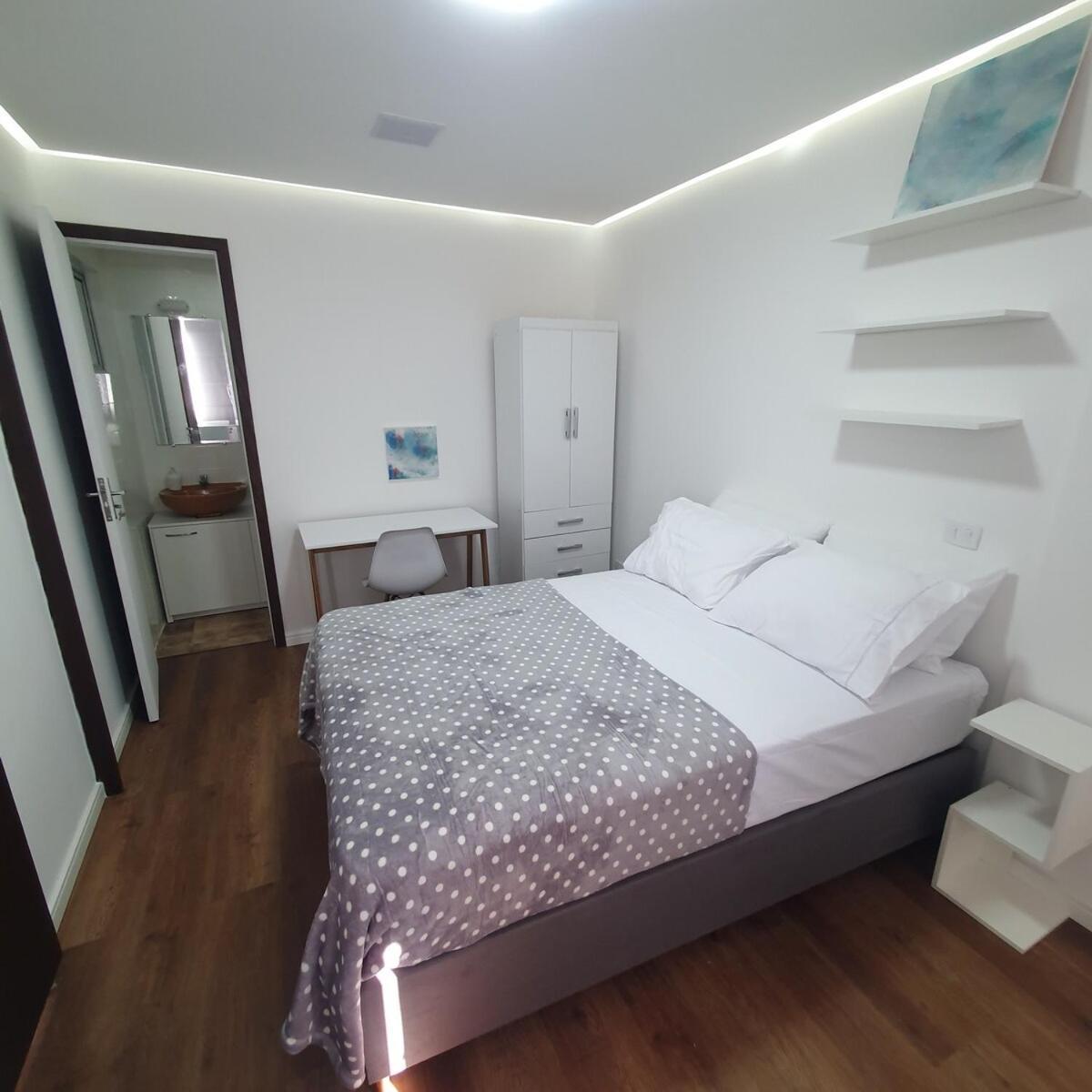 Apartamento Com 1 Proximo Estadio Couto Pereira Curitiba