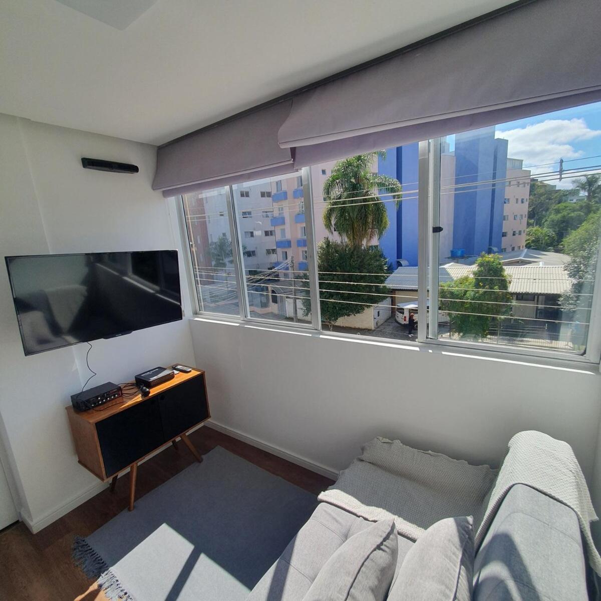 Apartamento Com 1 Proximo Estadio Couto Pereira *