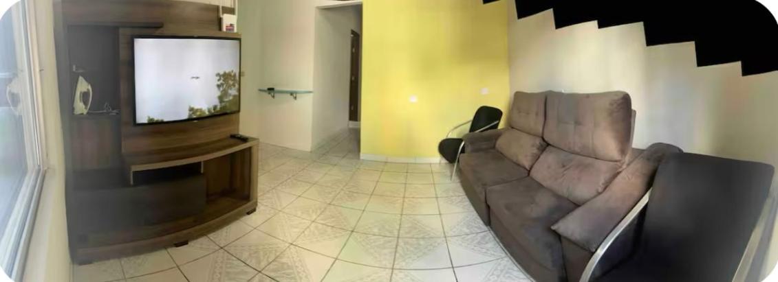 Casa Ampla E Privativa Em *