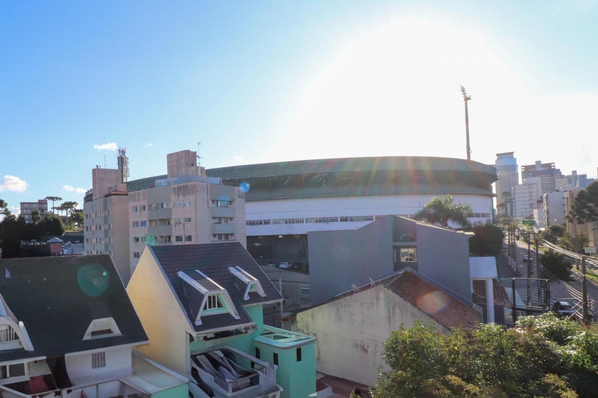 Com 1 Proximo Estadio Couto Pereira Curitiba