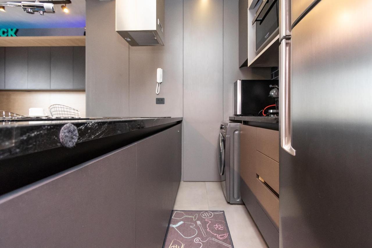Apartamento Batel Com Sacada *