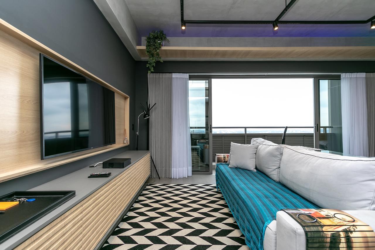 Batel Com Sacada Apartamento