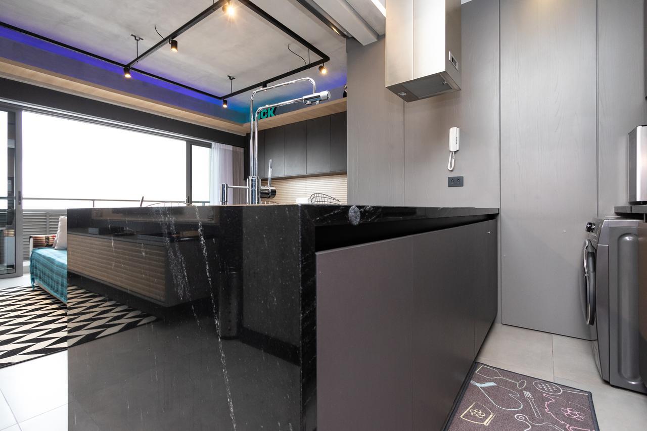 Apartamento Batel Com Sacada