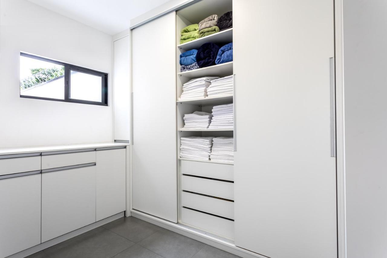 Pleione Flats Apartamento *