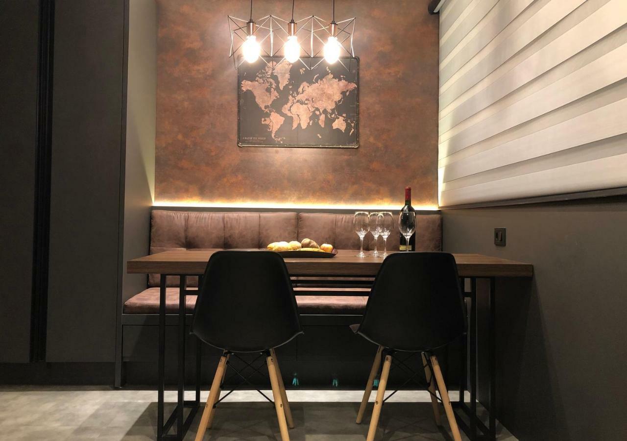 Apartment Super Bem Decorado Em Frente Ao Shopping Curitiba