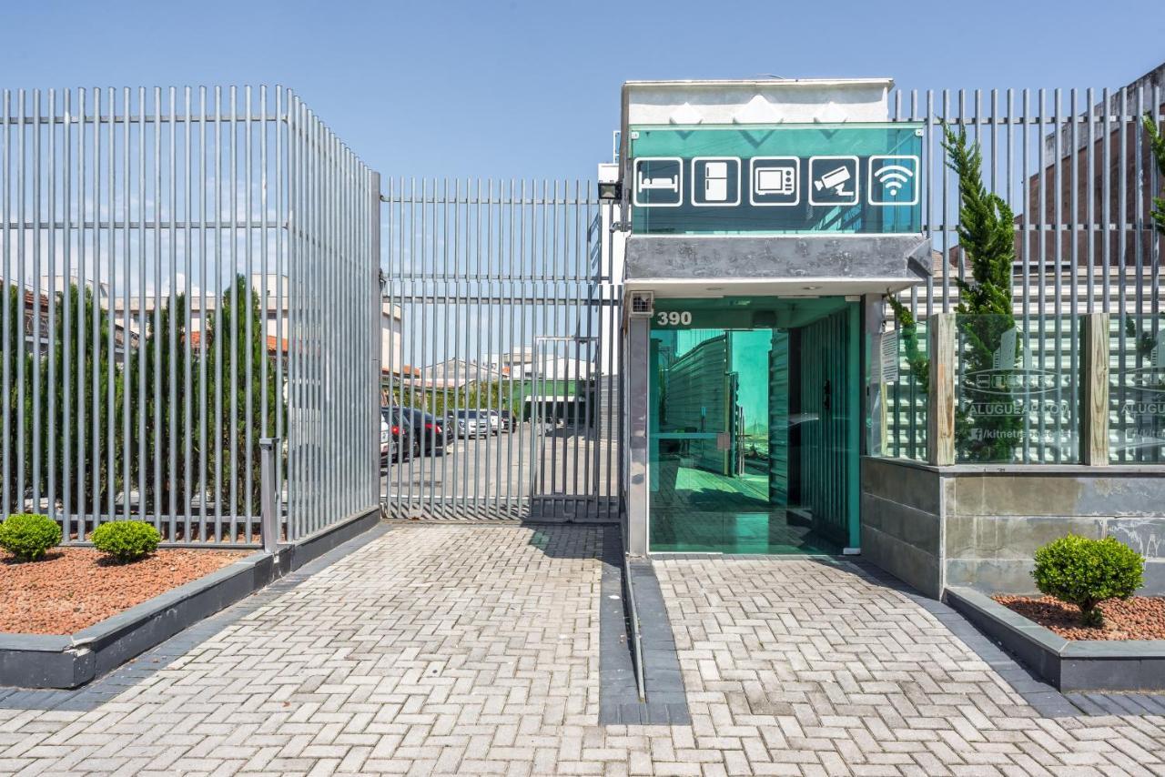 Youdo Live Capsule hotel Curitiba