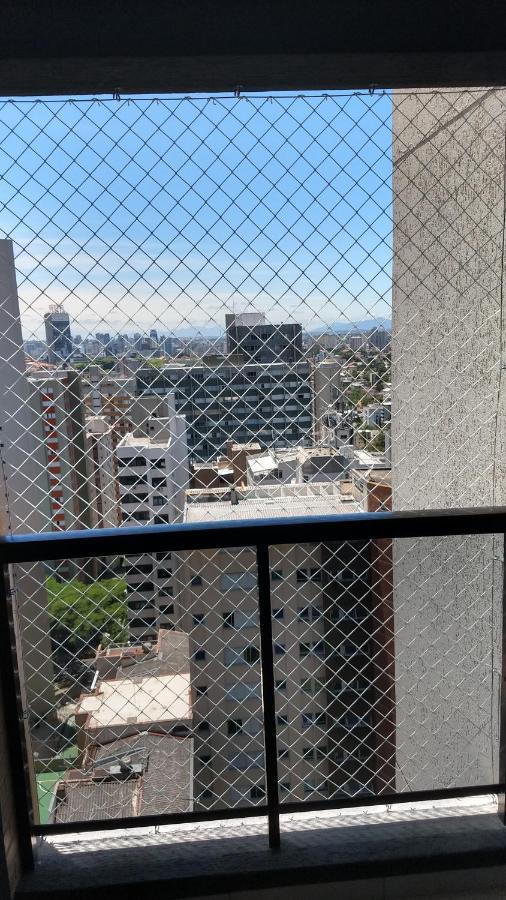 Apto Cond. Clube Sky *